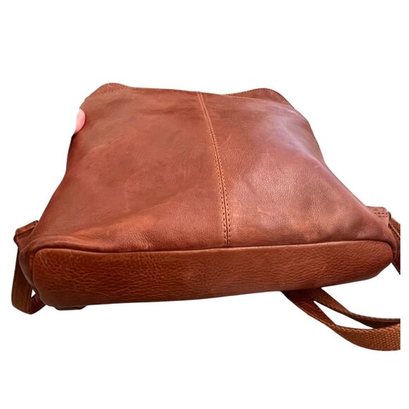Oak & Tan Handmade Leather Backpack Rustic Chestnut Brown - Picture 7 of 14